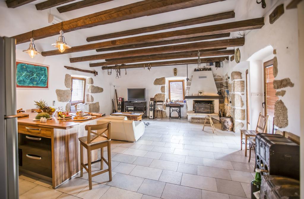 Apartments Villa Kras Krk Малинска Экстерьер фото